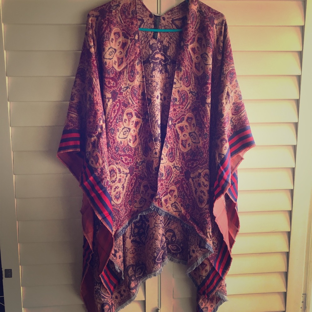 Patterned oversized kimono